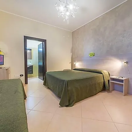 Frühstückspension Rosso Salento 3*
