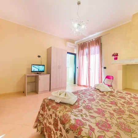 Rosso Salento 3*